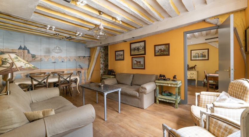 Photo of The Chevalier