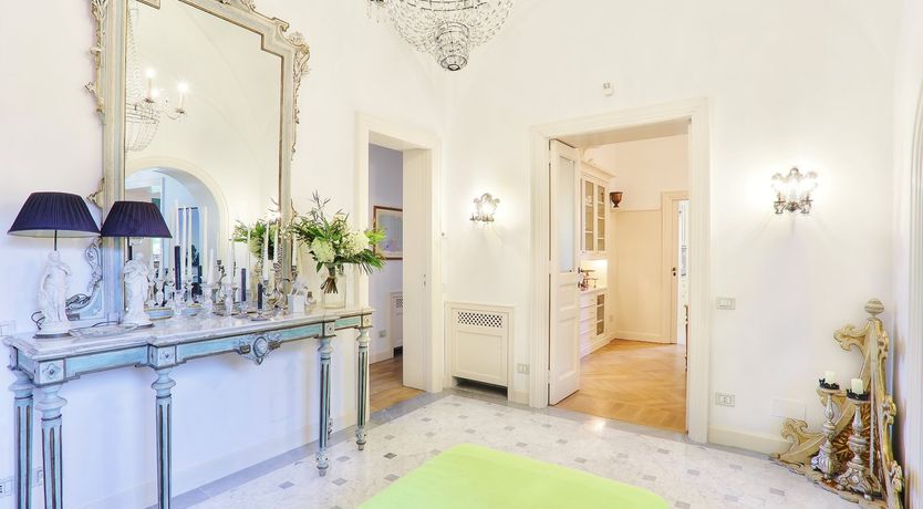 Photo of Sorrento Glow