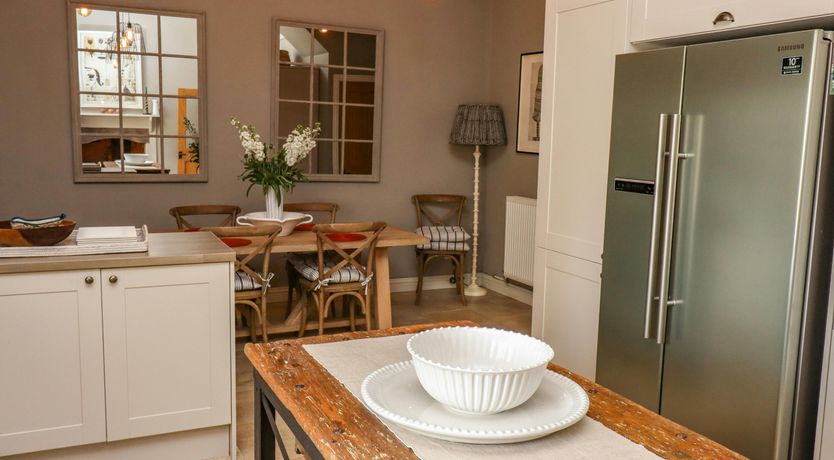 Photo of The Wool Merchant