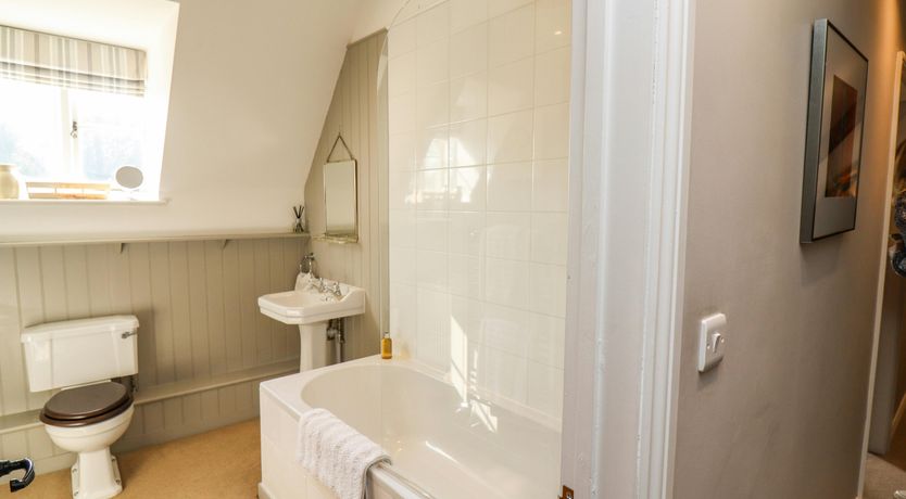 Photo of The Wool Merchant