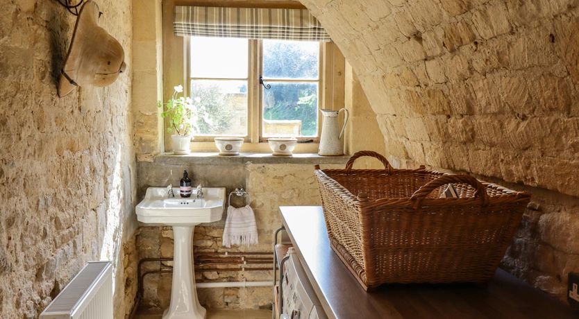 Photo of The Wool Merchant