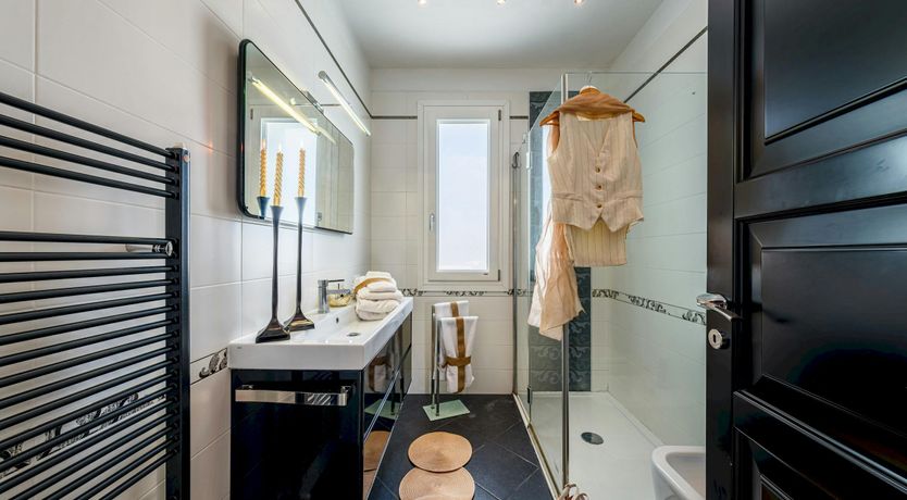 Photo of The Olive Whisper