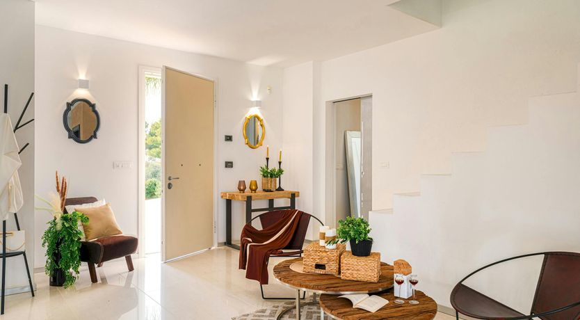 Photo of The Olive Whisper