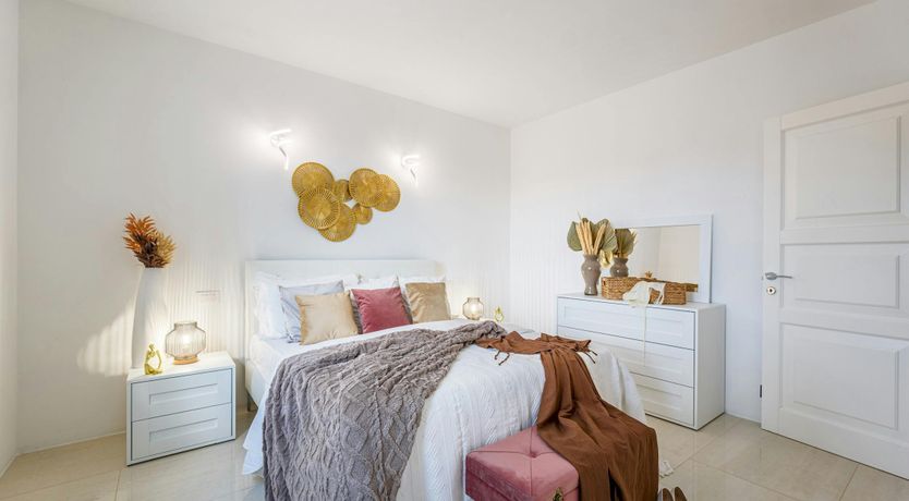 Photo of The Olive Whisper