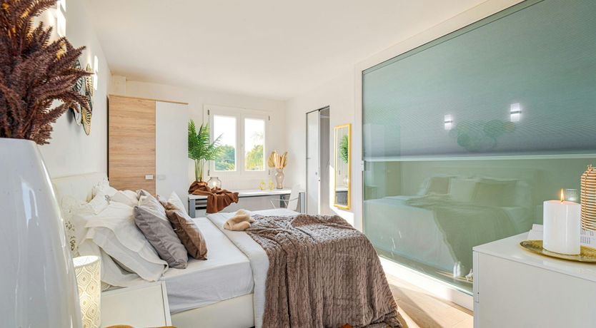 Photo of The Olive Whisper