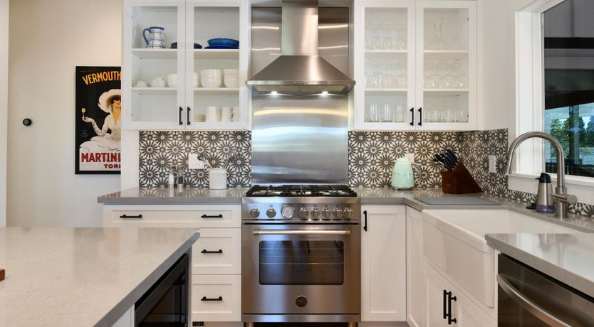 Photo of Vineyards & Verandas