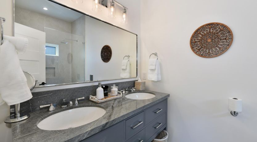 Photo of Vineyards & Verandas