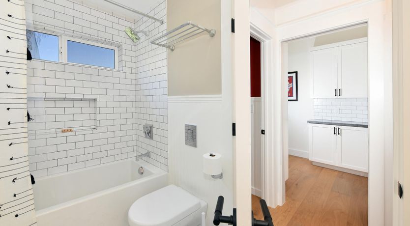 Photo of Vineyards & Verandas