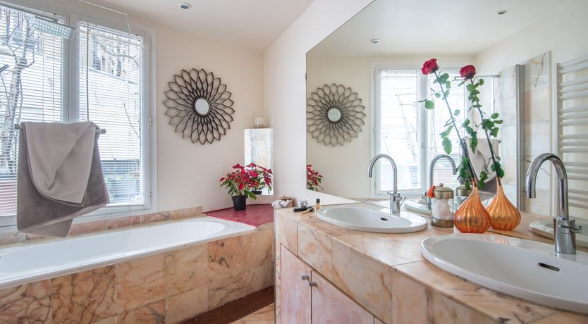 Photo of Spring in Saint Germain