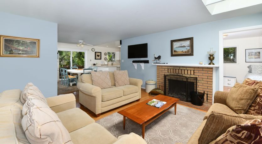 Photo of Redwood Riverside