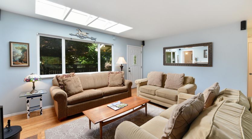 Photo of Redwood Riverside