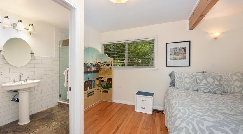 Photo of Redwood Riverside