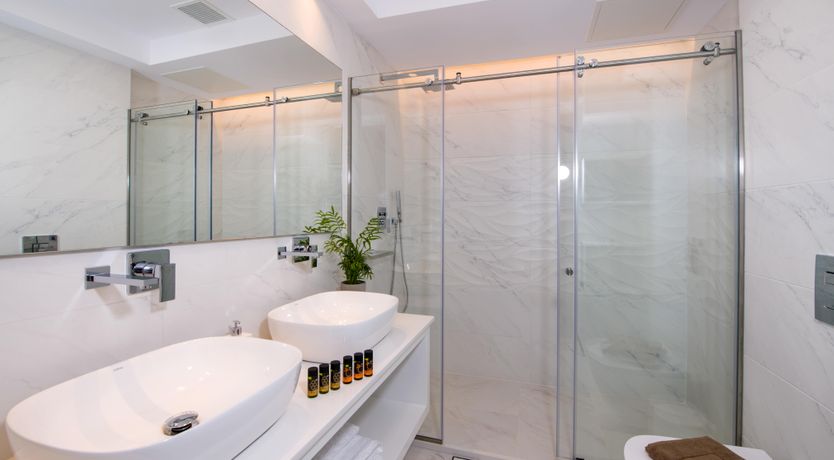 Photo of Britomartis & the King