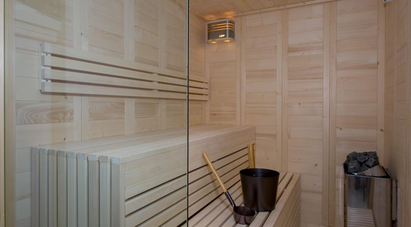 Photo of Britomartis & the King