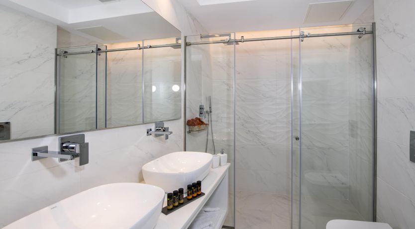 Photo of Britomartis & the King