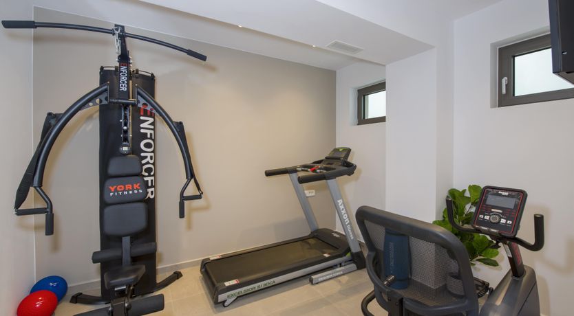 Photo of Britomartis & the King