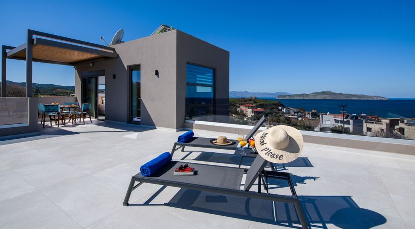 Photo of Britomartis & the King