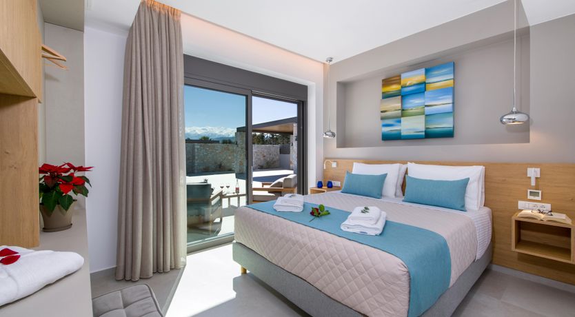 Photo of Britomartis & the King