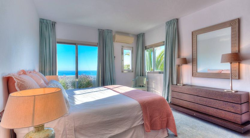 Photo of I Feel Love