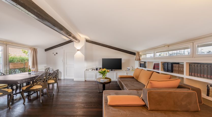 Photo of The Italian Style