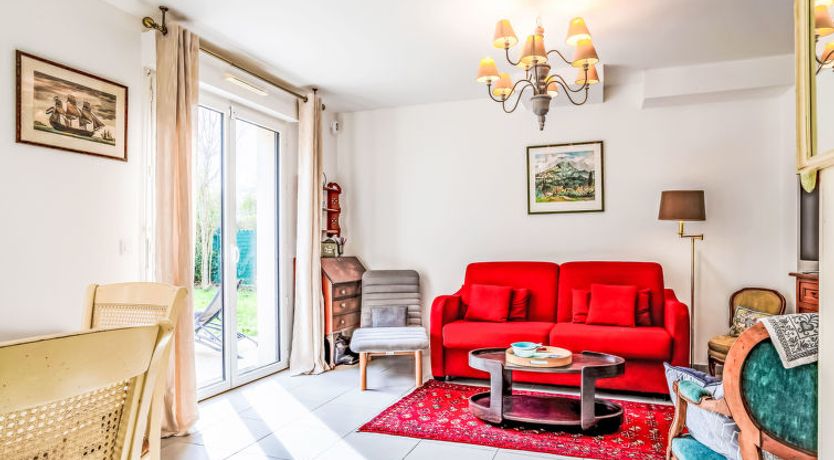 Photo of Les Coquelicots