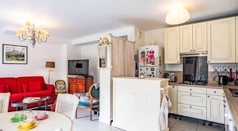 Photo of Les Coquelicots