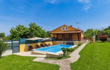 Soriso Holiday Home