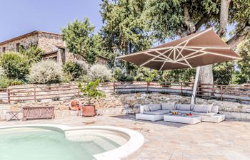 Chateau Le Siroque Holiday Home