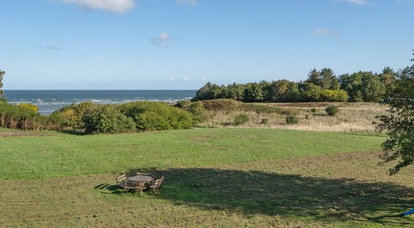 Photo of "Sighref" - 300m from the sea