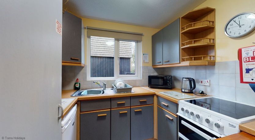 Photo of 11 Strawberry Hill, Tolroy Manor