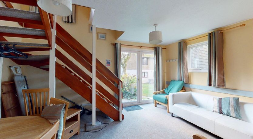 Photo of 11 Strawberry Hill, Tolroy Manor