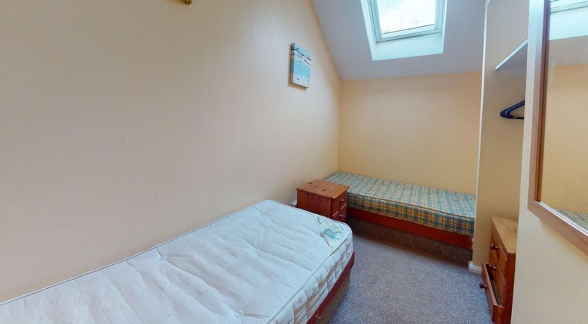 Photo of 11 Strawberry Hill, Tolroy Manor