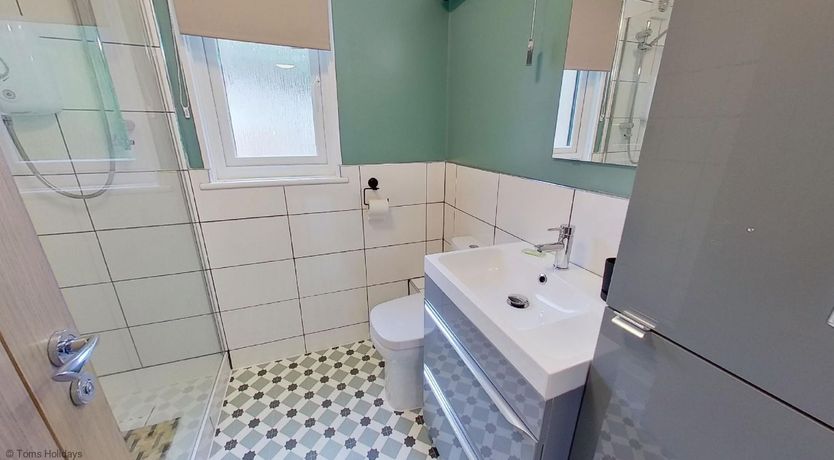 Photo of 34 Strawberry Hill, Tolroy Manor