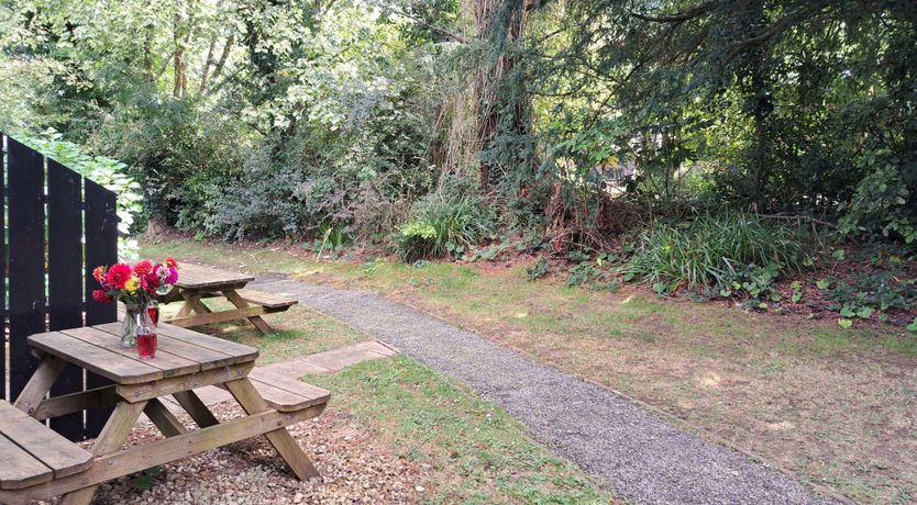 Photo of 06 Strawberry Hill, Tolroy Manor