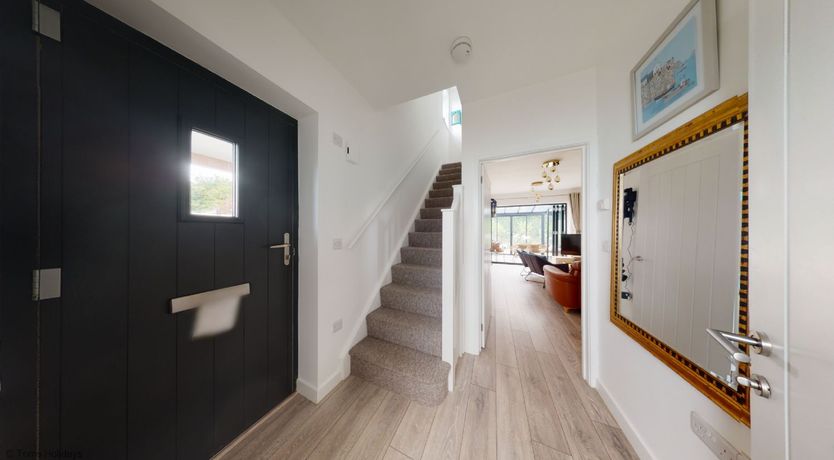 Photo of 05 Queensway Gardens, Hayle