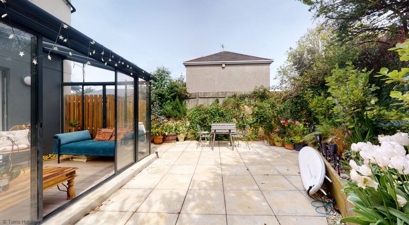 Photo of 05 Queensway Gardens, Hayle