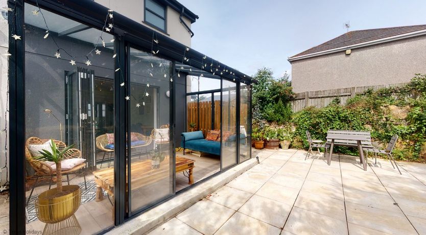 Photo of 05 Queensway Gardens, Hayle