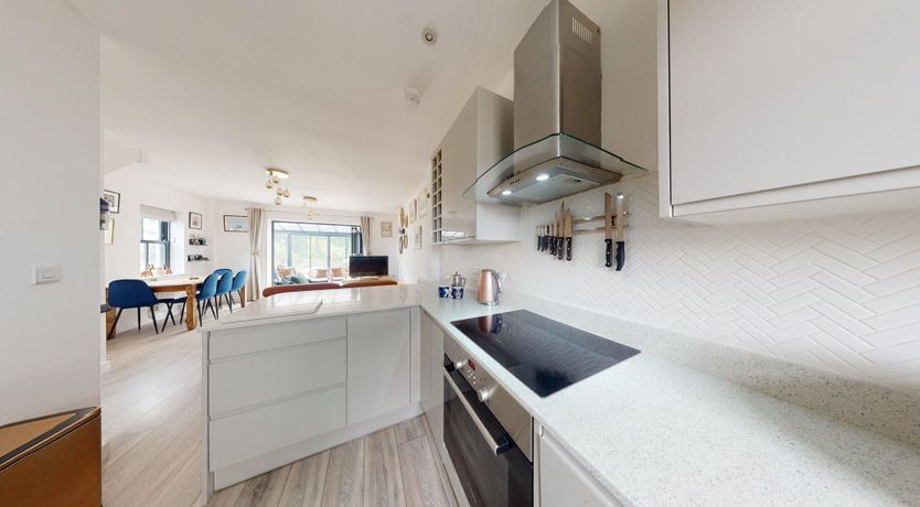 Photo of 05 Queensway Gardens, Hayle