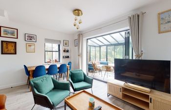 05 Queensway Gardens, Hayle Holiday Home