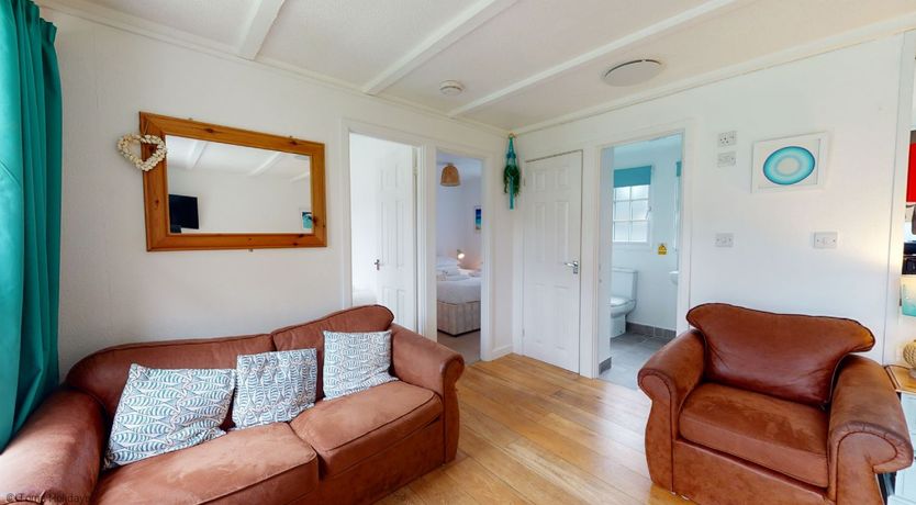 Photo of 31 Tudor Court, Tolroy Manor