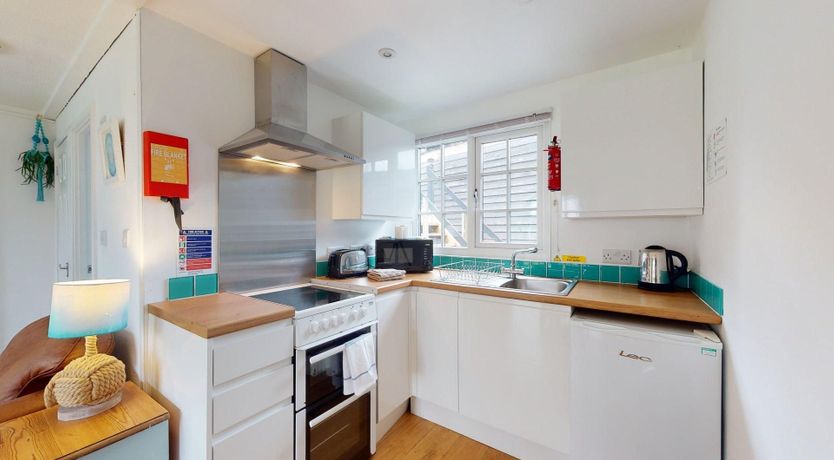 Photo of 31 Tudor Court, Tolroy Manor