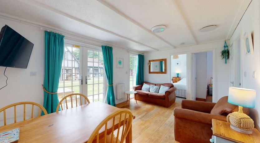 Photo of 31 Tudor Court, Tolroy Manor