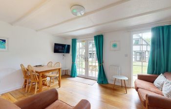 31 Tudor Court, Tolroy Manor Holiday Home