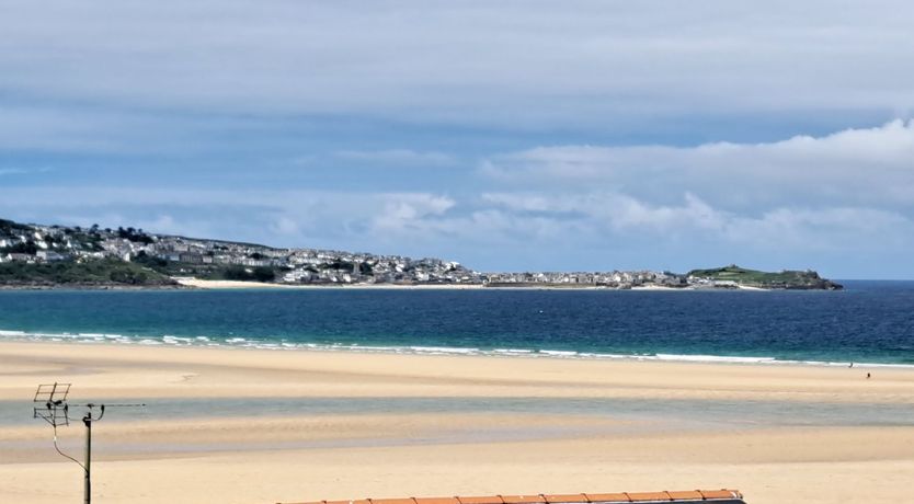 Photo of B27 The Lair, Riviere Towans