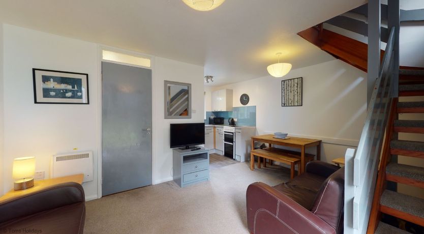 Photo of 26 Strawberry Hill, Tolroy Manor