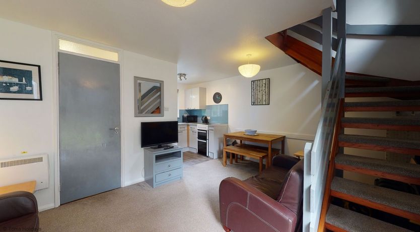 Photo of 26 Strawberry Hill, Tolroy Manor