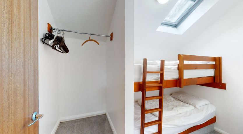 Photo of 26 Strawberry Hill, Tolroy Manor