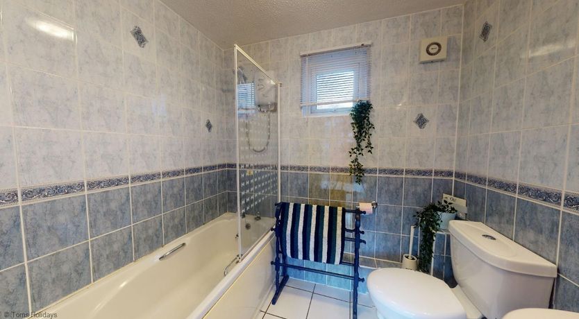 Photo of 10 Strawberry Hill, Tolroy Manor