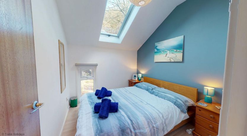 Photo of 10 Strawberry Hill, Tolroy Manor