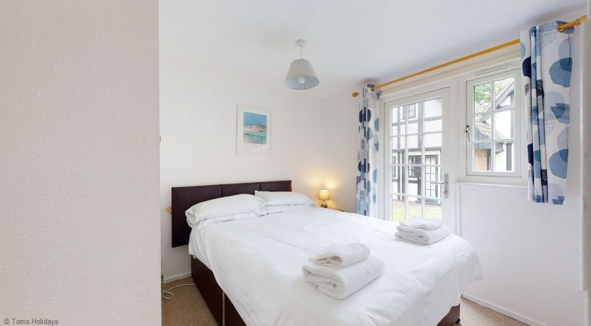 Photo of 28 Tudor Court, Tolroy Manor